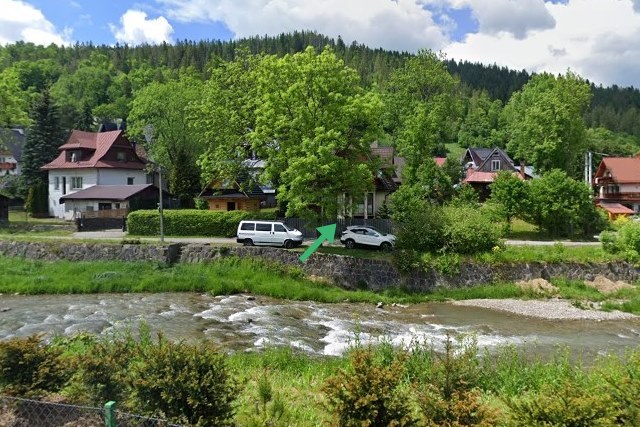 Domek w Górach przy potoku