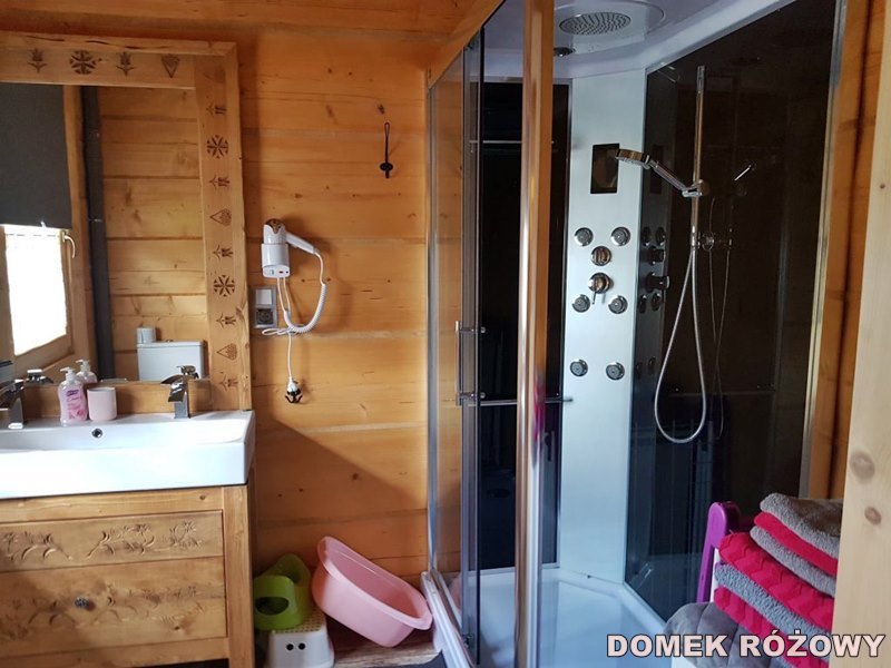 Rozetka Resort Domek Różowy